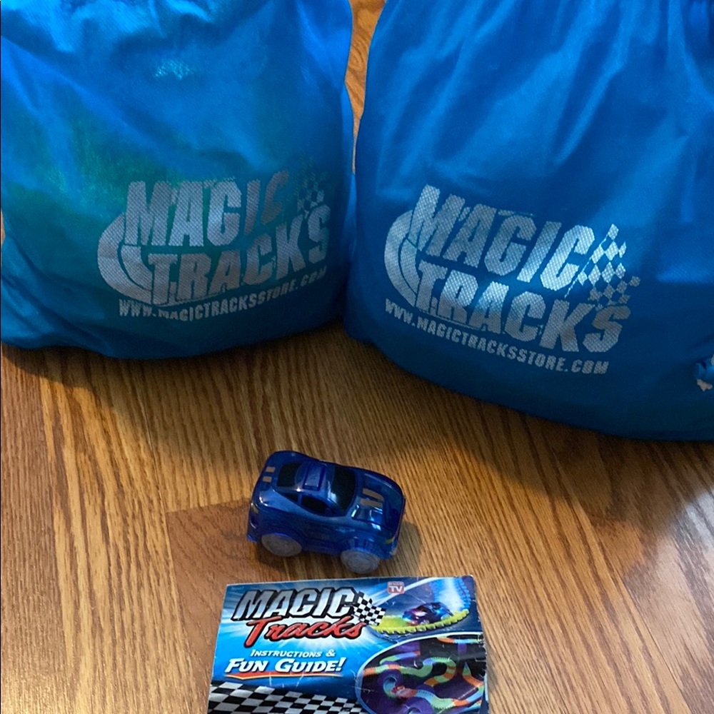 Magic Tracks - Picture 2 of 9